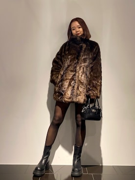 「EMODA（エモダ）のアイテム（その他アウター）」を使った、中田鈴乃さん（レディース・157cm）の冬コーディネート
