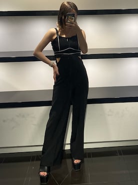 「EMODA（エモダ）のアイテム（サロペット/オーバーオール）」を使った、中田鈴乃さん（レディース・157cm）の夏コーディネート