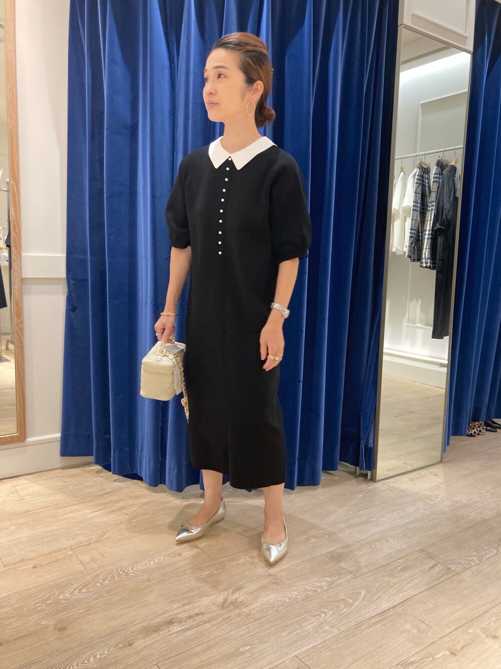 「2wayワンピース、ノーリーズ、小柄、ママコーデ、40代ファッション」｜「NOLLEY’Sの《手洗い可能》襟付き2WAY半袖ニットワンピース（ワンピース、ブラック系）」を使った、hiroさん（レディース・152cm）の夏コーディネートの1枚目の写真