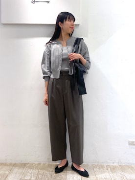 「アパートバイローリーズ」｜「アイテム（パンツ）」を使った、miiさん（レディース・172cm）の春コーディネート