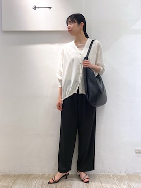 「アパートバイローリーズ」｜「アイテム（パンツ）」を使った、miiさん（レディース・172cm）の春コーディネート