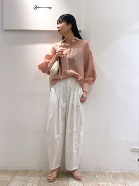 「アパートバイローリーズ」｜「アイテム（パンツ）」を使った、miiさん（レディース・172cm）の春コーディネート