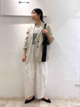「アパートバイローリーズ」｜「アイテム（パンツ）」を使った、miiさん（レディース・172cm）の春コーディネート