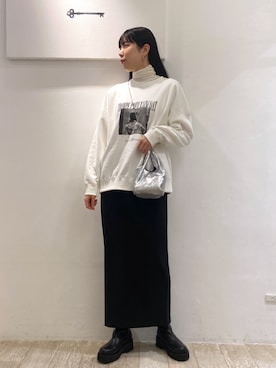 「e/rm」｜「アイテム（スウェット）」を使った、miiさん（レディース・172cm）の冬コーディネート
