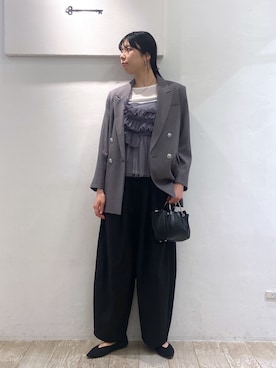 「アパートバイローリーズ」｜「アイテム（パンツ）」を使った、miiさん（レディース・172cm）の冬コーディネート