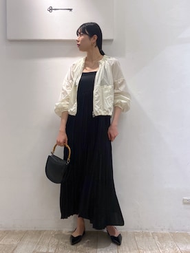 「アパートバイローリーズ」｜「アイテム（ブルゾン）」を使った、miiさん（レディース・172cm）の春コーディネート