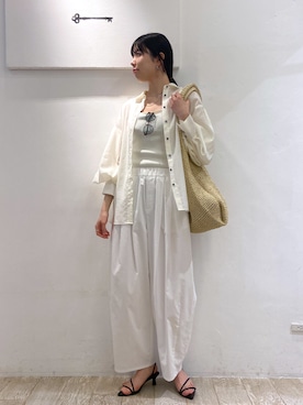「アパートバイローリーズ」｜「アイテム（パンツ）」を使った、miiさん（レディース・172cm）の春コーディネート