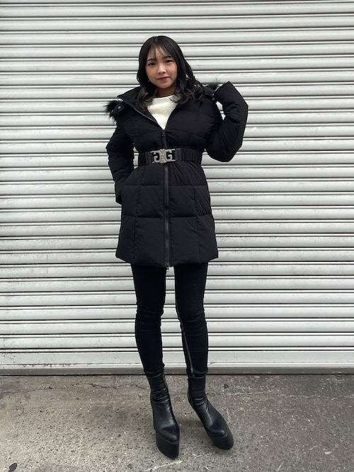 aであるため購入はご遠慮ください。GYDA ブラックダウンジャケット GYDA ダウンコート ダウンジャケット 2WAYロゴ ZIPダウンコート