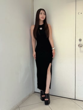 「GYDA（ジェイダ）のBASICチャンキーサンダル（サンダル、ブラック系）」を使った、arisaさん（レディース・155cm）の夏コーディネート