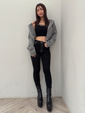 「GYDA（ジェイダ）のアイテム（パーカー）」を使った、arisaさん（レディース・155cm）の夏コーディネート