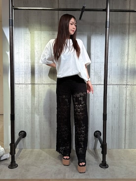 「GYDA（ジェイダ）のコルクチャンキーサンダル（サンダル、ブラック系）」を使った、arisaさん（レディース・155cm）の夏コーディネート