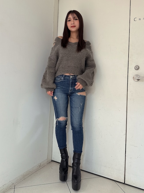 ミドルウエストSIDE RIPPEDスキニーデニムパンツ（デニムパンツ