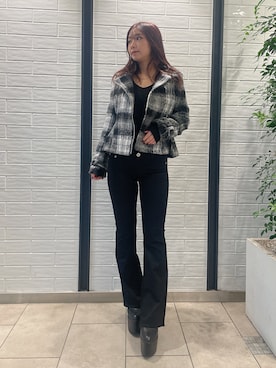「アイテム（ライダースジャケット、その他）」を使った、arisaさん（レディース・155cm）の秋コーディネート