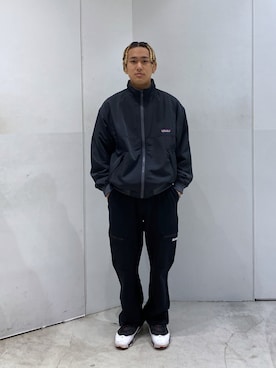 「XLARGE（エクストララージ）のアイテム（ナイロンジャケット）」を使った、川上拓巳さん（メンズ・172cm）の秋コーディネート