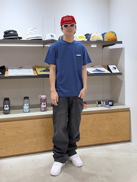 「XLARGE（エクストララージ）のXLAR CAP（キャップ、レッド系）」を使った、川上拓巳さん（メンズ・172cm）の春コーディネート