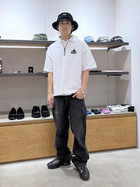 「XLARGE（エクストララージ）のXLARGE×NEW ERA JUNGLE HAT（ハット、ブラック系）」を使った、川上拓巳さん（メンズ・172cm）の春コーディネート