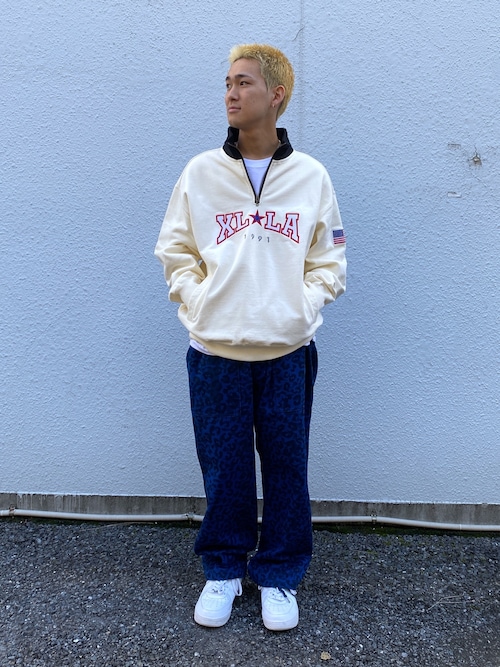 らら ホワイトXL 45Rライ麦デニムのクロスオーバーパンツ（ホワイト）: WOMEN｜45R