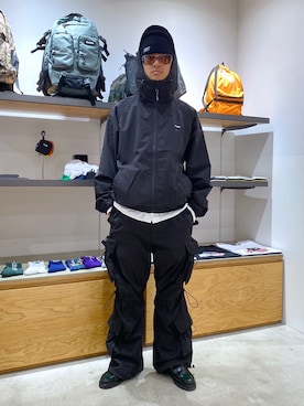 「アイテム（ナイロンジャケット）」を使った、川上拓巳さん（メンズ・172cm）の秋コーディネート