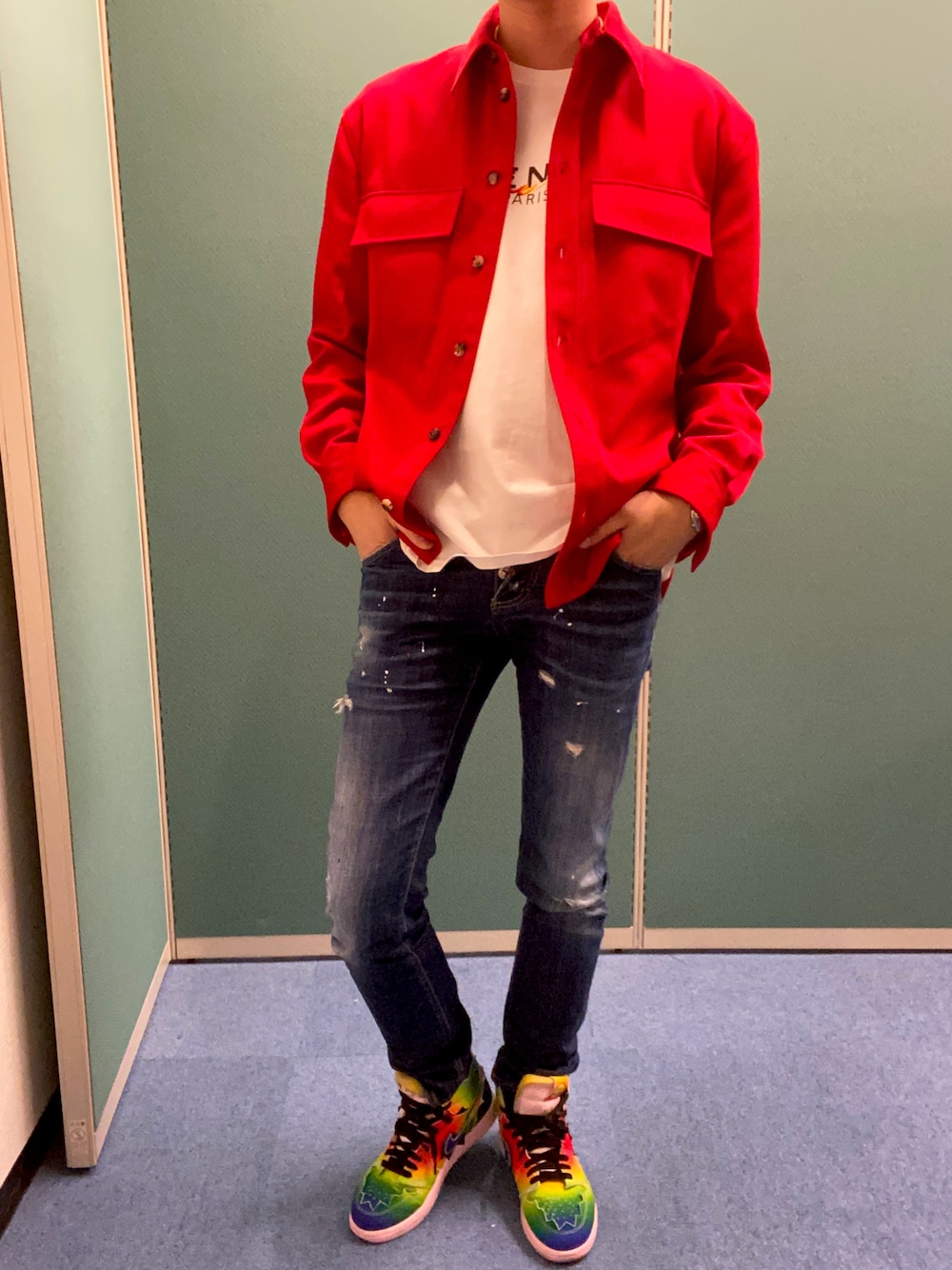 「ボッテガヴェネタ、BOTTEGA VENETA、ジバンシィ、GIVENCHY、ディースクエアード(Dsquared2)、DSQUARED2、ナイキ、NIKE、ジョーダン、J Balvin、レインボー、虹色、赤、ハイブランド、全身ハイブランド」｜「BOTTEGA VENETAのアイテム（ジャケット/アウター、レッド系）」を使った、tousunonstyle72さん（メンズ・181cm）の春コーディネートの1枚目の写真