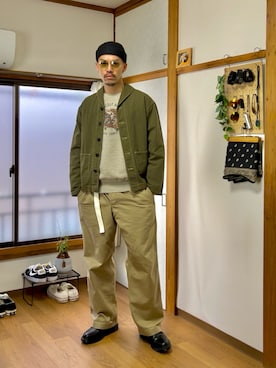 「TCB jeans（ティーシービージーンズ）のアイテム（ジャケット/アウター）」を使った、吉田霸久さん（メンズ・183cm）の春コーディネート