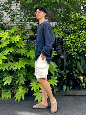 「BRUNABOINNE（ブルーナボイン）のアイテム（カーゴパンツ）」を使った、吉田霸久さん（メンズ・183cm）の春コーディネート