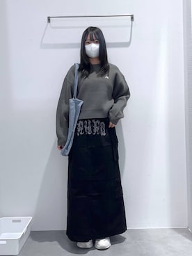 「NOT4NERD（ノットフォーナード）のアイテム（スカート）」を使った、れーかさん（レディース・155cm）の秋コーディネート
