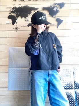 「NEW ERA（ニューエラ）のアイテム（キャップ、ブラック系）」を使った、meg05さん（レディース・156cm）の春コーディネート