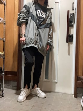 ナイロンジャケット グレー系 を使った 古着mix のレディース人気ファッションコーディネート Wear