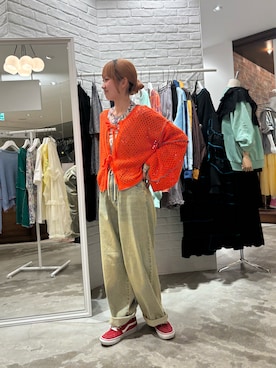 「ゆったりシルエット」｜「アイテム（パンツ）」を使った、ナクラリンさん（レディース・153cm）の春コーディネート
