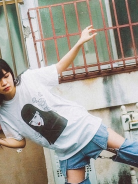 「ampmのアイテム（Denim pants、ブルー系）」を使った、𝙆𝘼𝙍𝙀𝙉さん（レディース・165cm）の夏コーディネート