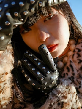 「ZARA（ザラ）のアイテム（Gloves、ブラック系）」を使った、𝙆𝘼𝙍𝙀𝙉さん（レディース・165cm）の冬コーディネート