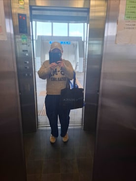 「SM2（エスエムツー）のアイテム（デニムパンツ、ブルー系）」を使った、みやさん（レディース・160cm）の冬コーディネート