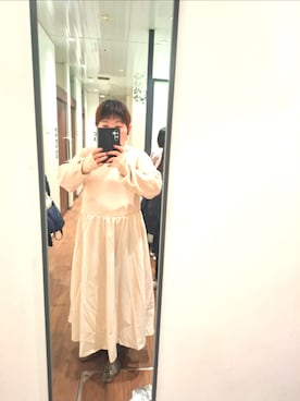 「tim.（ティム）のアイテム（ワンピース/ドレス、ホワイト系）」を使った、みやさん（レディース・160cm）の春コーディネート