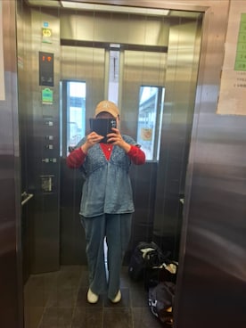 「しまむら（シマムラ）のアイテム（オールインワン・サロペット、ブルー系）」を使った、みやさん（レディース・160cm）の春コーディネート