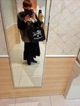 「アイテム（トートバッグ）」を使った、みやさん（レディース・160cm）の秋コーディネート