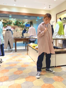 「アイテム（シャツ/ブラウス、ピンク系）」を使った、yacchiさん（レディース・149cm）の冬コーディネート