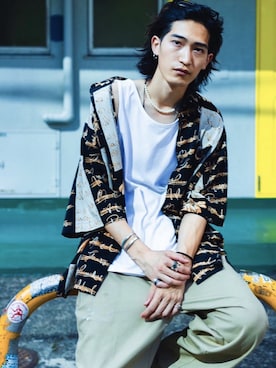 「NOのアイテム（トップス）」を使った、マツヤマケンタさん（メンズ・175cm）の夏コーディネート