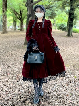 「アイテム（カチューシャ）」を使った、fukukirokuさん（レディース・168cm）の秋コーディネート