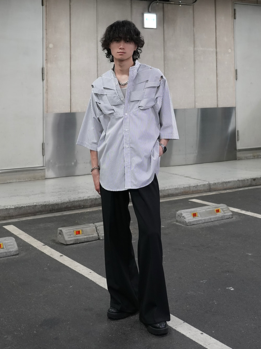 パンツ Wool mix semi baggy slacks パンツ Wool mix semi baggy slacks Wool mix semi baggy slacks