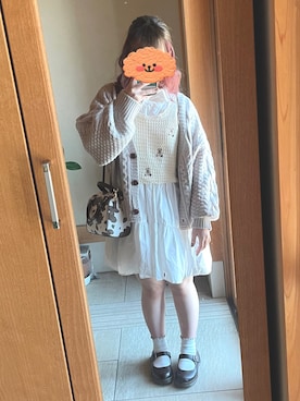 「WC（ダブル シー）のアイテム（ベスト）」を使った、一重怪獣さん（レディース・148cm）の春コーディネート
