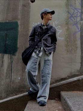 「RAGEBLUE（レイジブルー）のアイテム（トップス）」を使った、hotoさん（メンズ・165cm）の春コーディネート