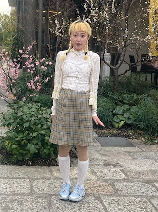 「FILA(フィラ)のFILA ECHAPPE LACE(スニーカー)」を使った、保坂ななみさん(レディース・155cm)の冬コーディネート