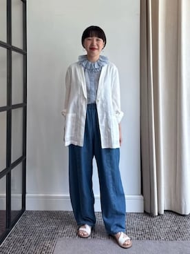 「ADIEU TRISTESSE（アデュートリステス）のコットンリネンショールカラージャケット（テーラードジャケット、ベージュ系）」を使った、ADIEU TRISTESSEさん（レディース・165cm）の夏コーディネート