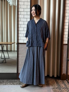 「conges payes ADIEU TRISTESSE（コンジェ ペイエ アデュートリステス）の【FAVE】シャーリングオープンカラーシャツジャケット（シャツ/ブラウス、パープル系）」を使った、ADIEU TRISTESSEさん（レディース・165cm）の夏コーディネート