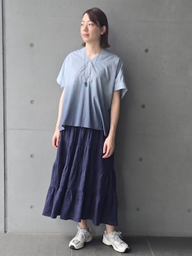 「LOISIR（ロワズィール）の【MTサイズ有り】イージーティアードスカート（スカート、ブルー系）」を使った、ADIEU TRISTESSEさん（レディース・165cm）の夏コーディネート