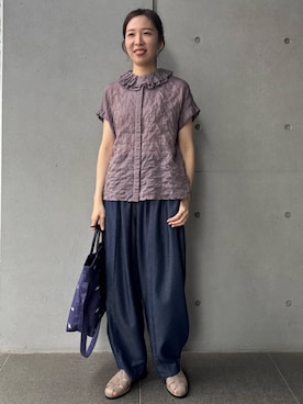 「conges payes ADIEU TRISTESSE（コンジェ ペイエ アデュートリステス）のカーブシルエットデニムパンツ（その他パンツ、ブルー系）」を使った、ADIEU TRISTESSEさん（レディース・165cm）の夏コーディネート