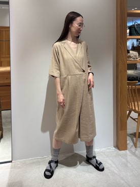 「LOISIR（ロワズィール）のストラップサンダル（サンダル、ブラック系）」を使った、ADIEU TRISTESSEさん（レディース・165cm）の夏コーディネート