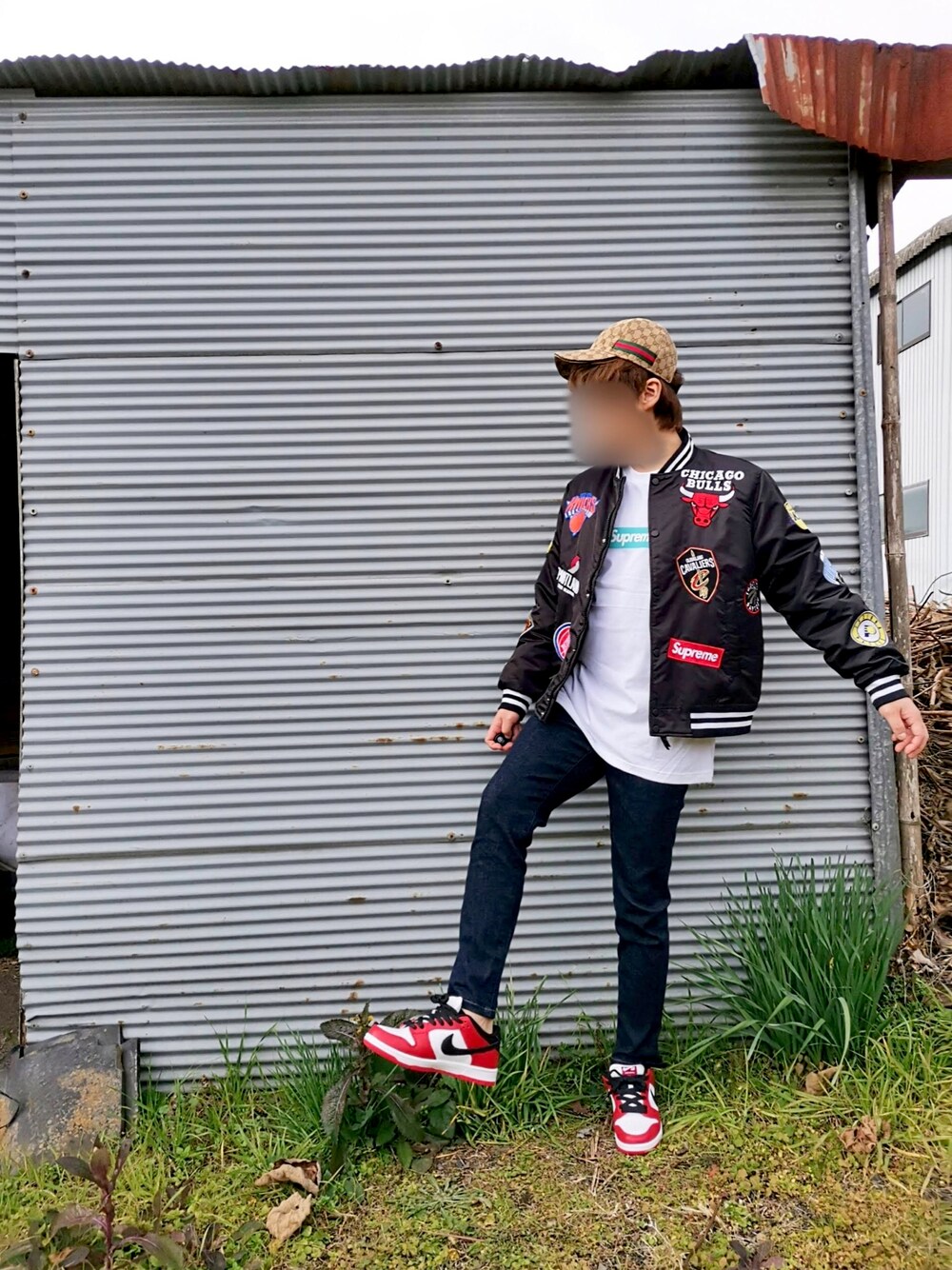 Supreme のスタジャンを使った「NBA」のメンズ人気ファッション