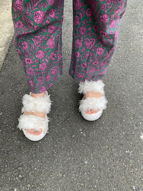 UGG（アグ）の「UGG Fluff Sugar Sandal / アグ フラフ シュガー