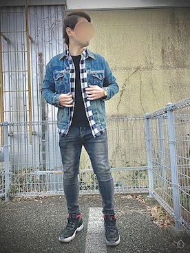 「no brand（ノーブランド）のアイテム（デニムパンツ、ブラック系）」を使った、t117さん（メンズ・176cm）の冬コーディネート